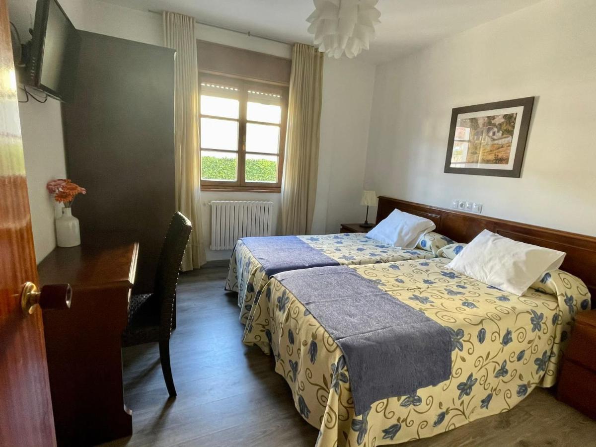 Hotel La Bilbaina De וגדאו מראה חיצוני תמונה