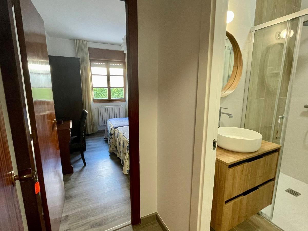 Hotel La Bilbaina De וגדאו מראה חיצוני תמונה