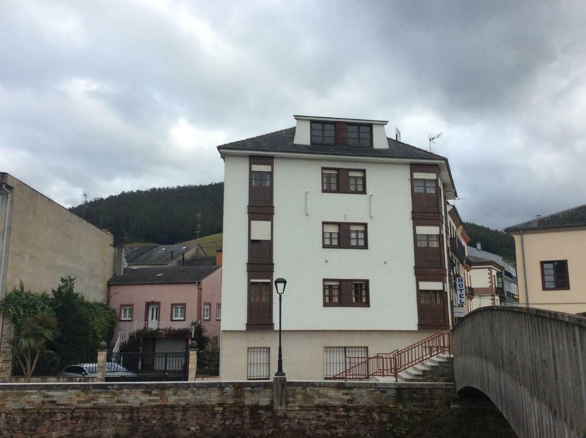 Hotel La Bilbaina De וגדאו מראה חיצוני תמונה