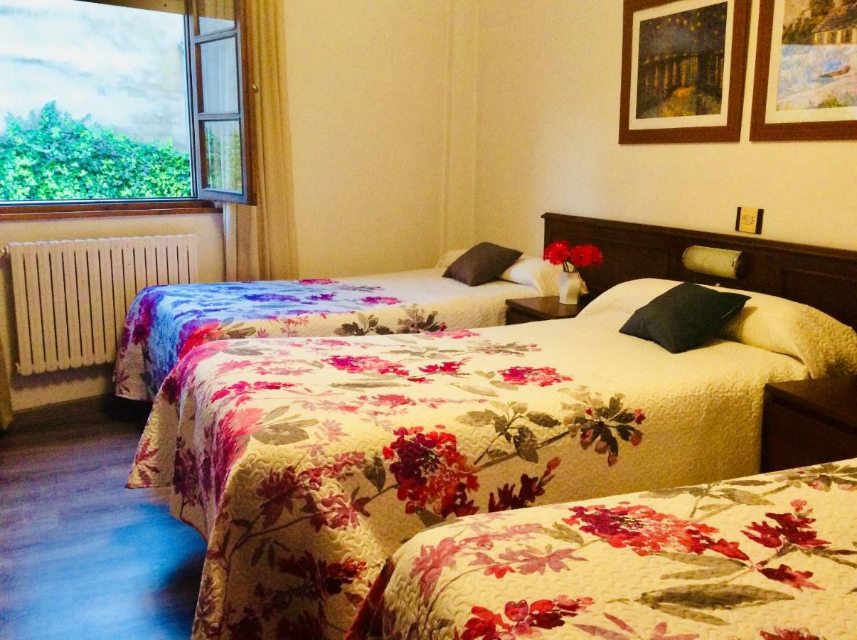 Hotel La Bilbaina De וגדאו מראה חיצוני תמונה